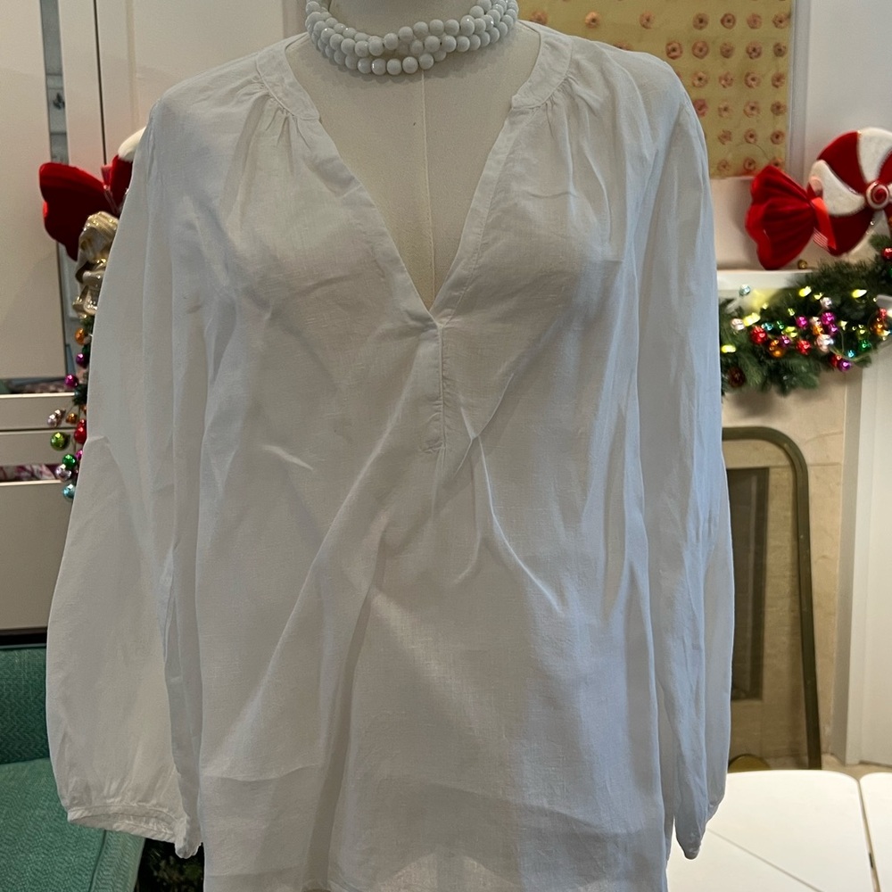 Velvet by Graham & Spencer White Blouse